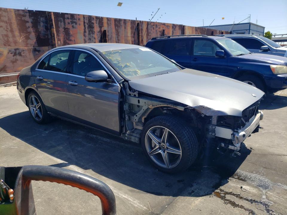 2019 Mercedes-benz E-klasse VIN WDDZF4JB8KA522522 COPART salvage auction — FRONT END, Ca - Salvage Certificate, sold $200 on 2026-07-31 (photo 4)