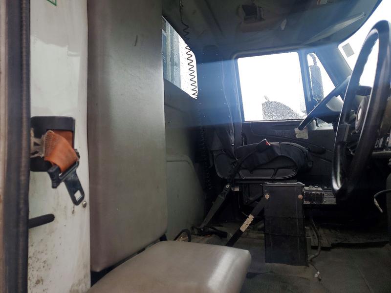 2010 International 7000-series VIN 1HTWGAZR4AJ259926 COPART salvage auction — MINOR DENT/SCRATCHES, Fl - Certificate Of Destruction, sold $2,100 on 2026-07-09 (photo 6)