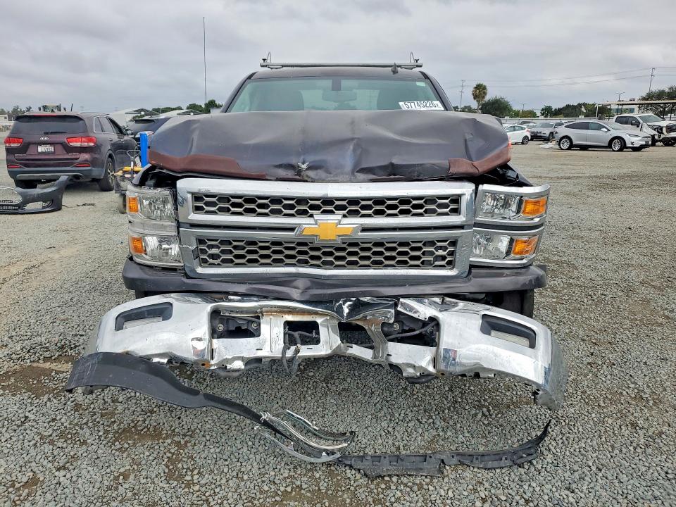 2014 Chevrolet VIN 1GCRCREC2EZ204579 COPART salvage auction — FRONT END, CA - SALVAGE CERTIFICATE, sold $875 on 2026-07-25 (photo 5)
