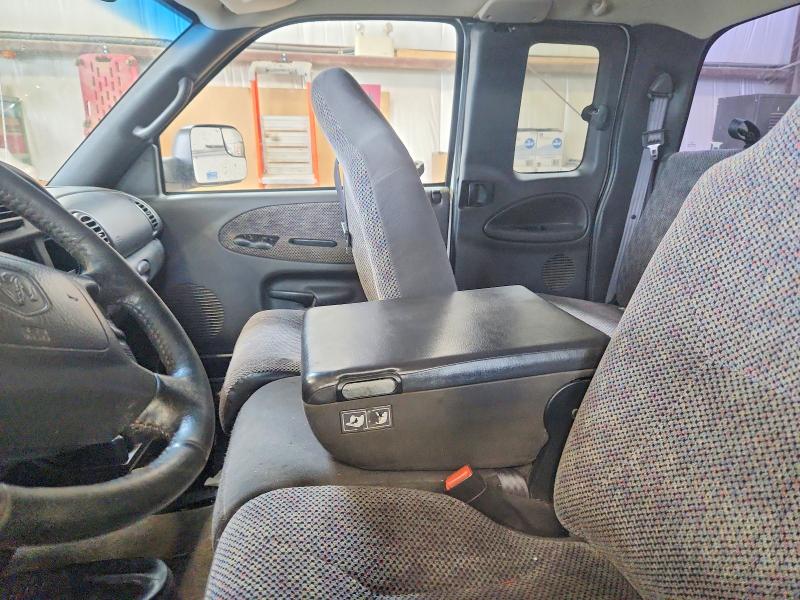 2001 Dodge Ram 2500 VIN 1B7KF23671J583696 COPART salvage auction — VANDALISM, Ab - Bos - Salvage, sold $2,150 on 2026-07-09 (photo 7)