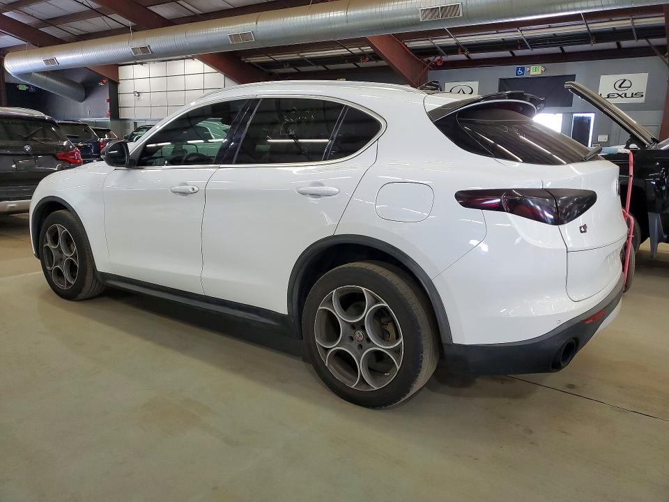 2018 Alfa romeo Stelvio VIN ZASFAKBN0J7B93276 COPART salvage auction — MINOR DENT/SCRATCHES, Wv - Certificate Of Title (P), sold $5,900 on 2026-07-16 (photo 2)