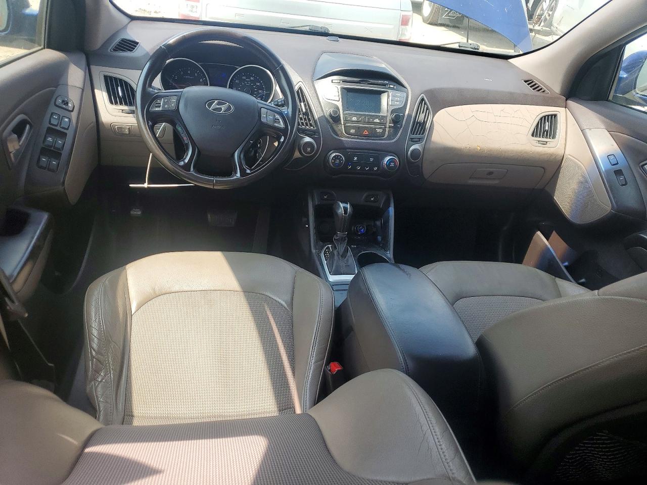 2014 Hyundai Tucson VIN KM8JU3AG2EU799930 COPART salvage auction — Side, AL - CERT OF TITLE-SALVAGE TITLE, sold $1,100 on 2026-07-02 (photo 8)