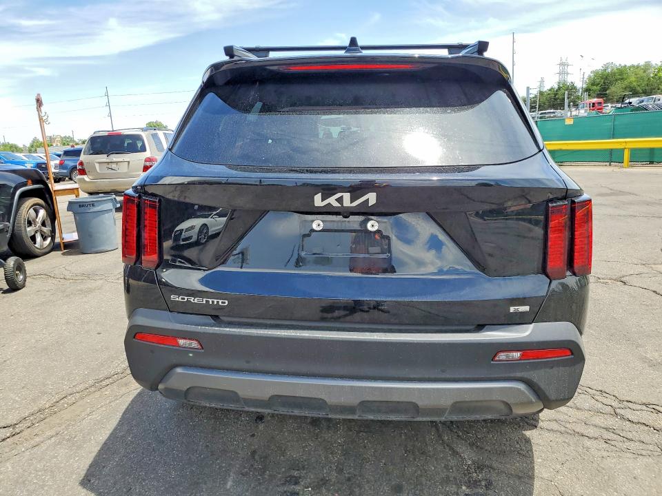 2023 Kia Sorento VIN 5XYRLDLC0PG228550 COPART salvage auction — FRONT END, CO - SALVAGE TITLE (P), sold $8,200 on 2026-07-28 (photo 6)