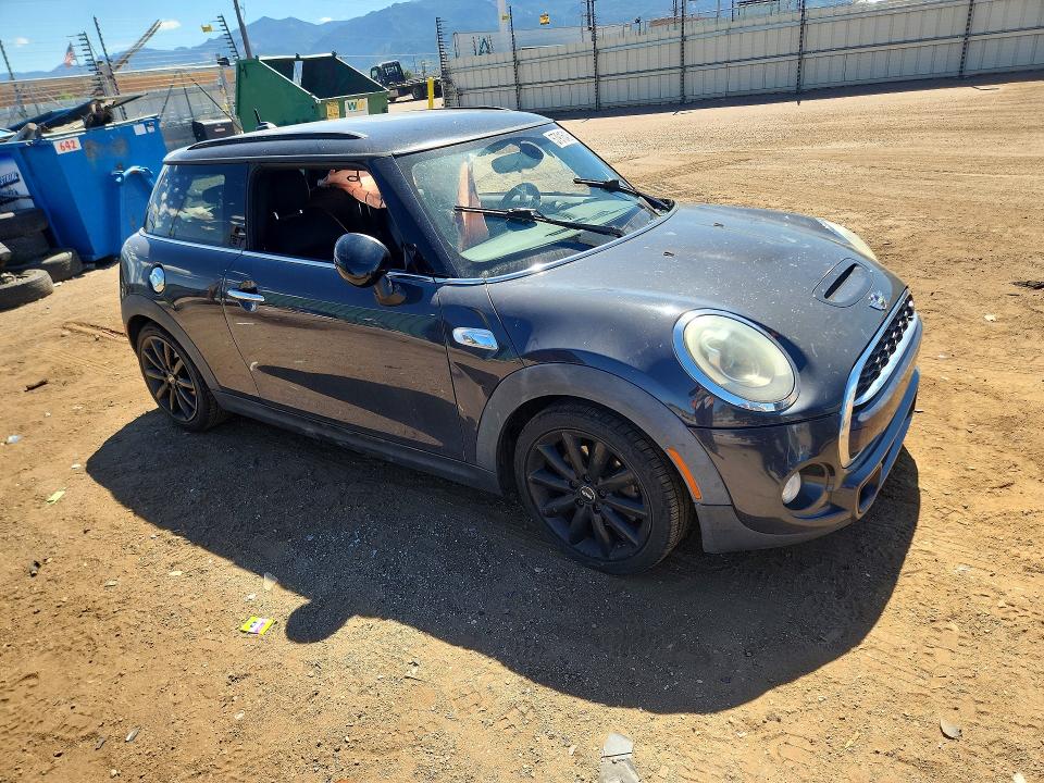 2015 Mini Cooper VIN WMWXP7C57F2A41166 COPART salvage auction — SIDE, Co - Salvage Title, sold $325 on 2026-08-03 (photo 4)