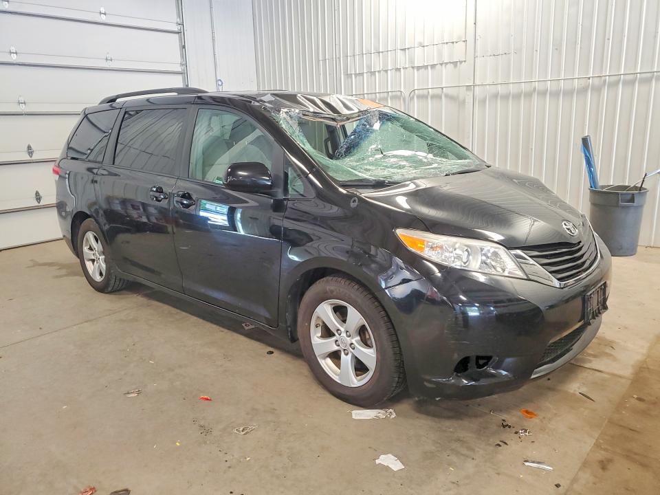 2014 Toyota VIN 5TDKK3DC3ES523087 COPART salvage auction — ROOF, Mn - Cert Of Title-Salvage, sold $1,750 on 2026-07-02 (photo 4)