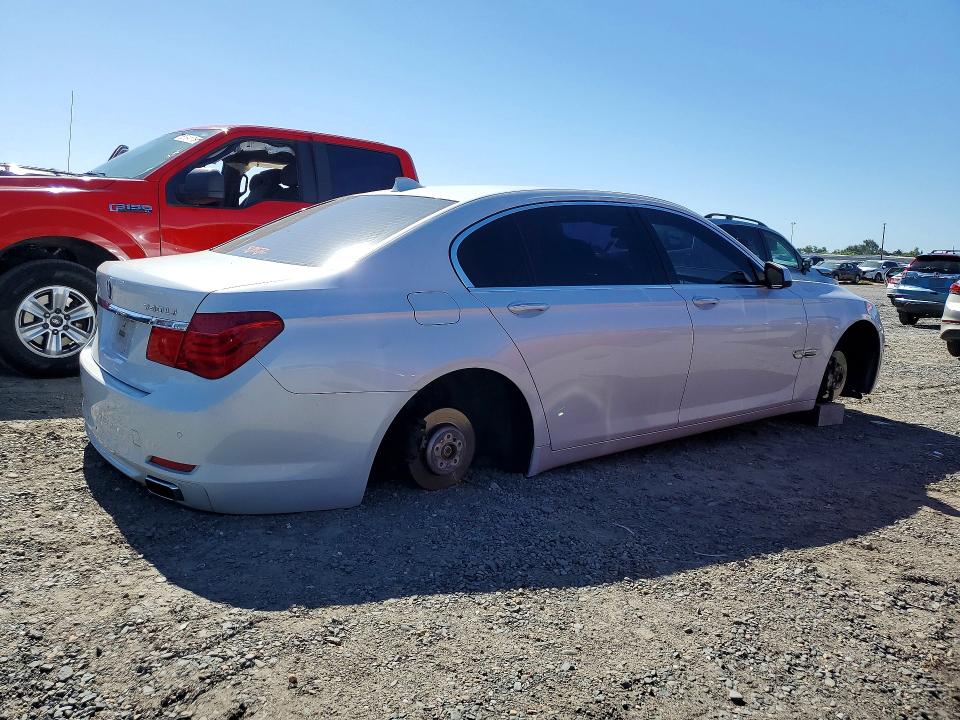 2011 BMW 7 series VIN WBAKB4C52BC574261 COPART salvage auction — VANDALISM, CA - SALVAGE CERTIFICATE, sold $100 on 2026-07-07 (photo 3)