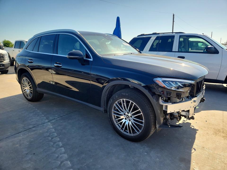 2025 Mercedes-benz VIN W1NKM4GB5SF345643 COPART salvage auction — FRONT END, Tx - Salvage Vehicle Title, sold $22,000 on 2026-07-13 (photo 4)