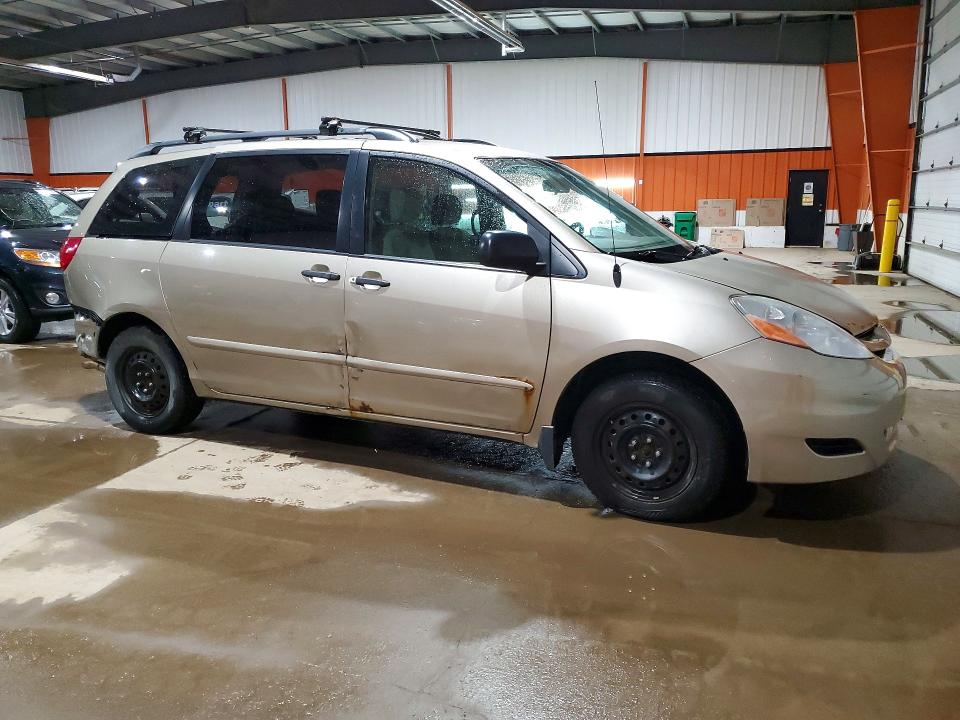 2008 Toyota Sienna VIN 5TDZK29C48S203086 COPART salvage auction — REAR END, Ab - Bos - Salvage, sold $200 on 2026-07-28 (photo 4)