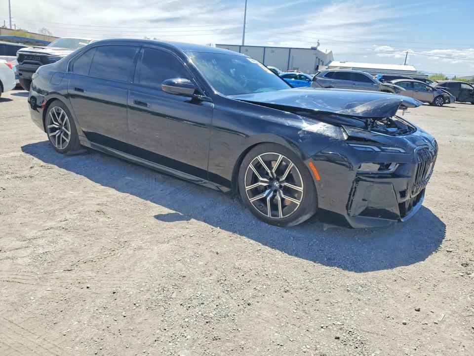 2024 BMW 7 series VIN WBA23EH02RCS97587 COPART salvage auction — FRONT END, NV - SALVAGE TITLE, sold $39,750 on 2026-07-09 (photo 4)