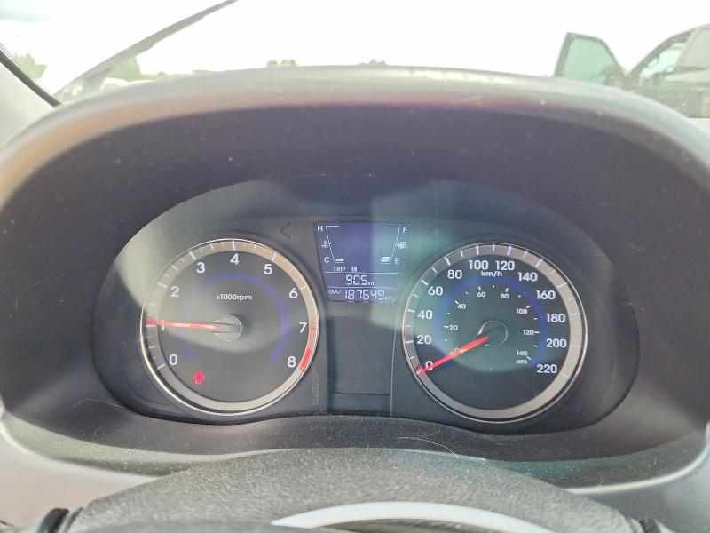 2014 Hyundai Accent VIN KMHCU5AE0EU152347 COPART salvage auction — MINOR DENT/SCRATCHES, On - Permit No Brand - Unfit, sold $900 on 2026-07-15 (photo 9)