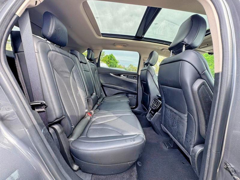 2022 Lincoln Nautilus VIN 2LMPJ8K93NBL22482 COPART salvage auction — NORMAL WEAR, Ny - Certificate Of Title (P), sold $21,400 on 2026-07-24 (photo 6)