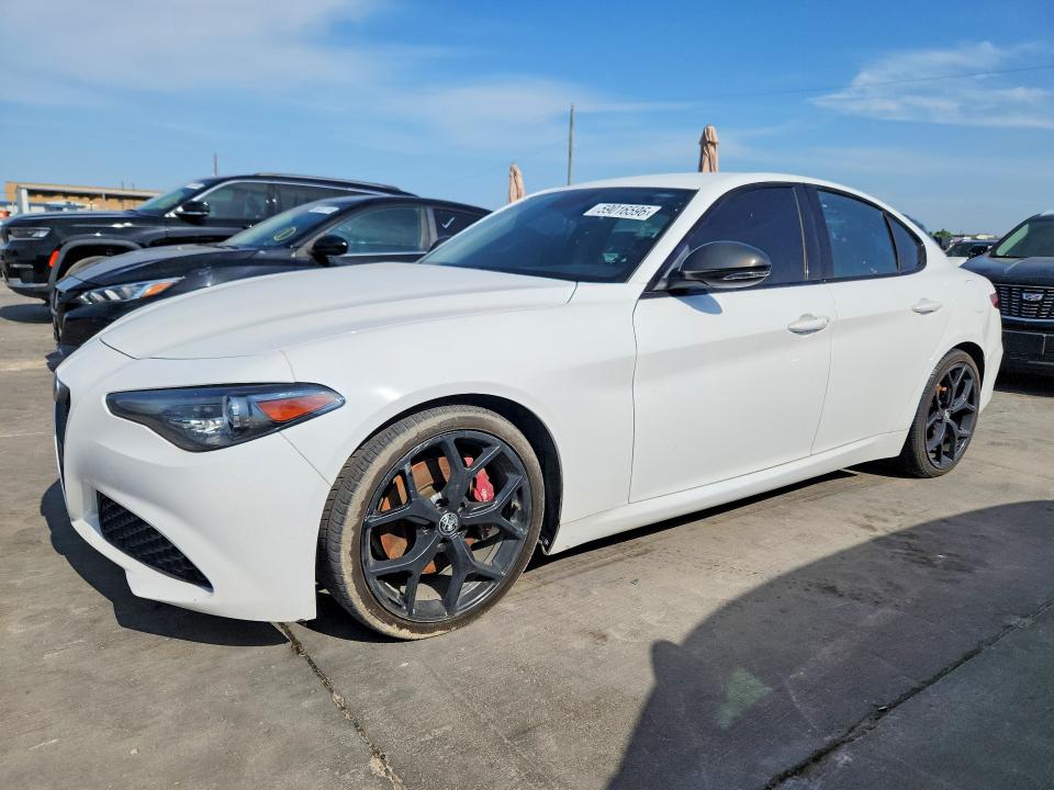 2019 Alfa romeo Giulia VIN ZARFAMAN7K7622765 COPART salvage auction — NORMAL WEAR, Tx - Certificate Of Title (P), sold $5,400 on 2026-07-29 (photo 1)