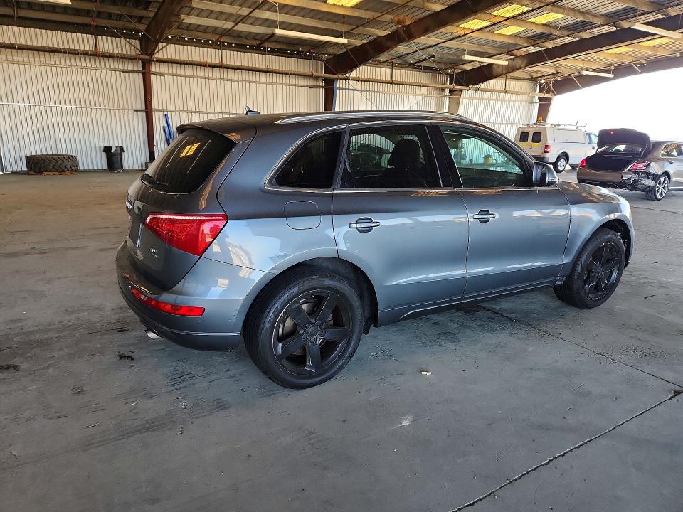 2012 Audi Q5 VIN WA1LFAFP6CA039030 COPART salvage auction — MINOR DENT/SCRATCHES, Ca - Dlr/Dis/Exp Only Salvage Title, sold $225 on 2026-07-13 (photo 3)