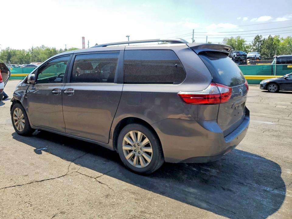 2017 Toyota VIN 5TDDZ3DC7HS155117 COPART salvage auction — FRONT END, Co - Public - Salvage Title, sold $1,600 on 2026-07-30 (photo 2)