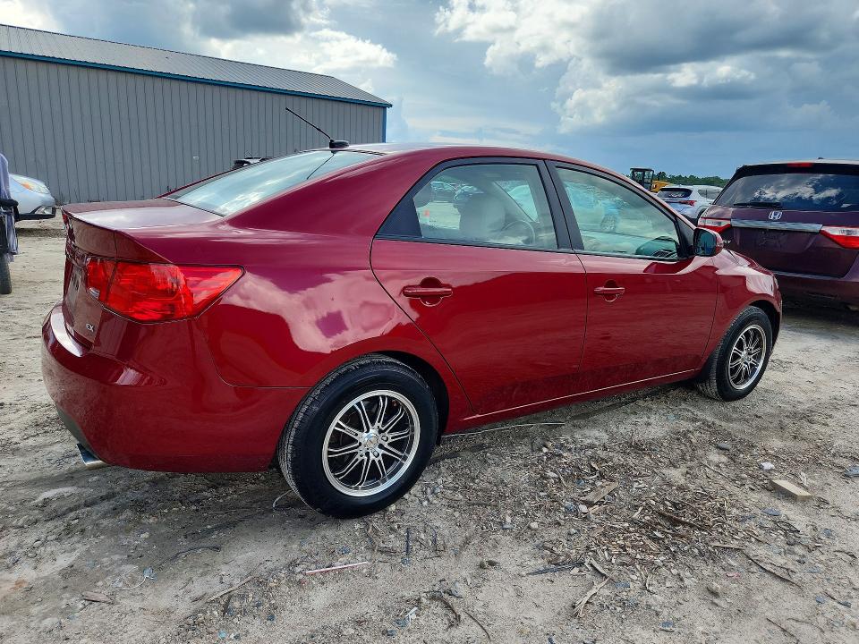 2012 Kia Forte VIN KNAFU4A20C5510133 COPART salvage auction — ROOF, FL - CERT OF TITLE SLVG REBUILDABLE, sold $900 on 2026-07-31 (photo 3)