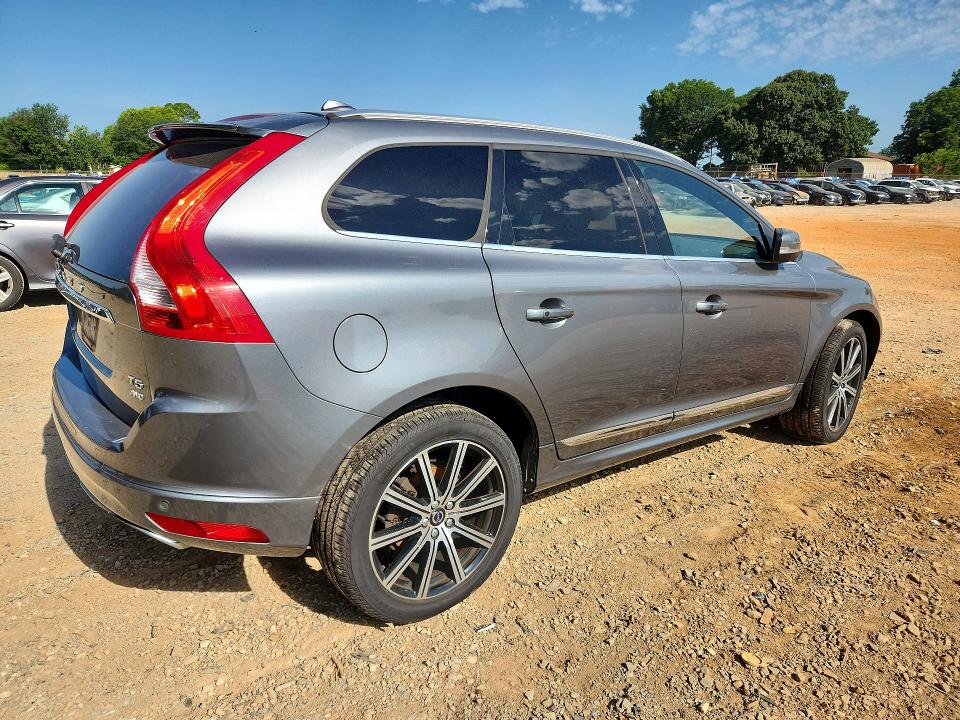 2016 Volvo Xc60 VIN YV4612RM5G2865485 COPART salvage auction — MINOR DENT/SCRATCHES, Al - Certificate Of Title (P), sold $3,550 on 2026-07-22 (photo 3)
