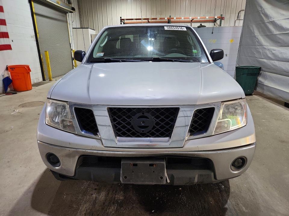 2011 Nissan Frontier VIN 1N6AD0CW6BC408641 COPART salvage auction — NORMAL WEAR, MA - CERTIFICATE OF TITLE, sold $400 on 2026-07-09 (photo 5)
