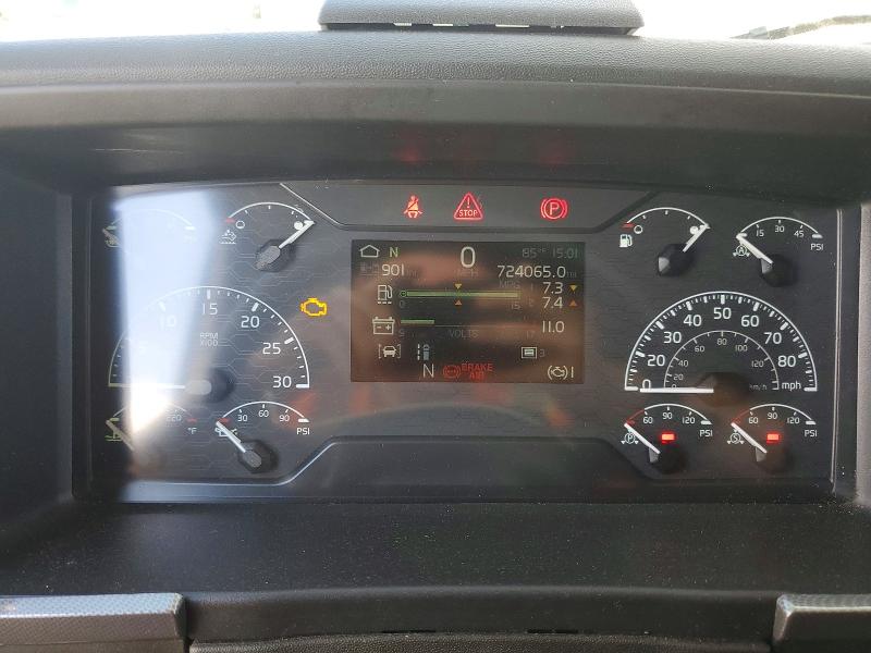 2023 Volvo VIN 4V4NC9EH6PN628498 COPART salvage auction — MECHANICAL, Il - Certificate Of Title, sold $29,500 on 2026-07-07 (photo 8)