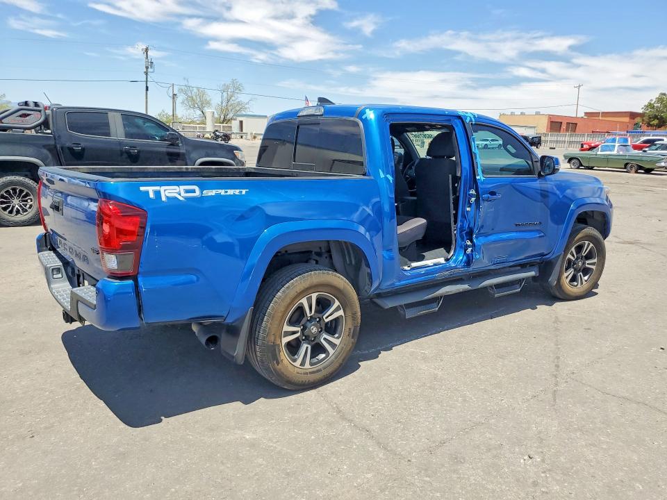 2018 Toyota Tacoma VIN 5TFAZ5CN7JX064639 COPART salvage auction — SIDE, TX - SALVAGE VEHICLE TITLE, sold $13,200 on 2026-07-31 (photo 3)