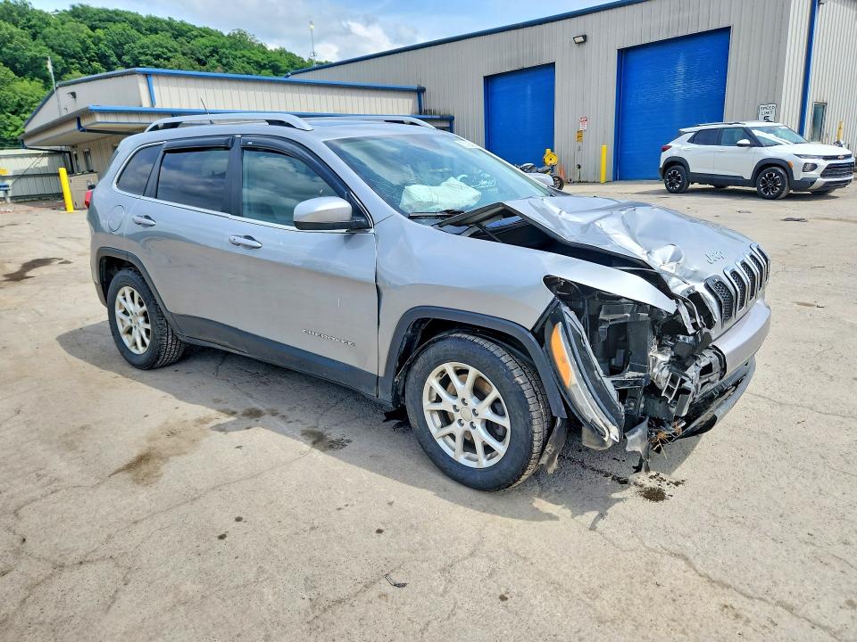 2014 Jeep Cherokee VIN 1C4PJMCS3EW265290 COPART salvage auction — FRONT END, PA - CERTIFICATE OF SALVAGE, sold $425 on 2026-07-02 (photo 4)