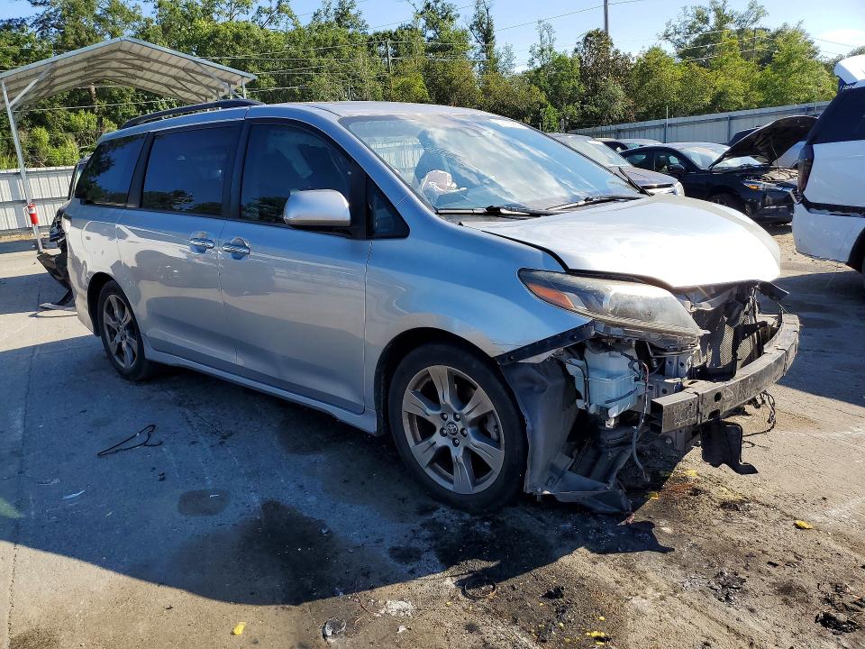2018 Toyota Sienna VIN 5TDXZ3DC1JS953177 COPART salvage auction — FRONT END, Ga - Cert Of Title-Salvage, sold $375 on 2026-07-23 (photo 4)