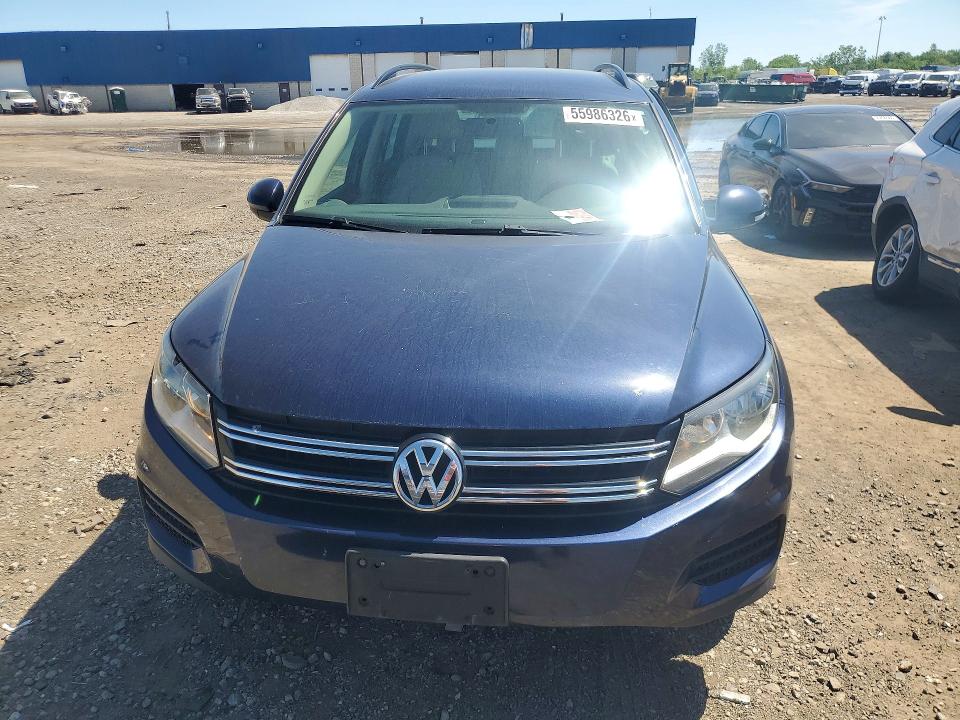 2015 Volkswagen VIN WVGBV7AX8FW542415 COPART salvage auction — MINOR DENT/SCRATCHES, Oh - Dealer Only Clean Title, sold $500 on 2026-07-10 (photo 5)
