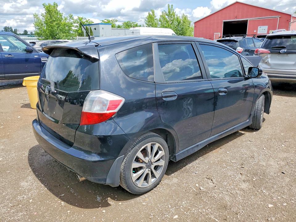 2014 Honda Fit VIN LUCGE8H77E3002099 COPART salvage auction — FRONT END, On - Permit Salvage, sold $375 on 2026-07-14 (photo 3)