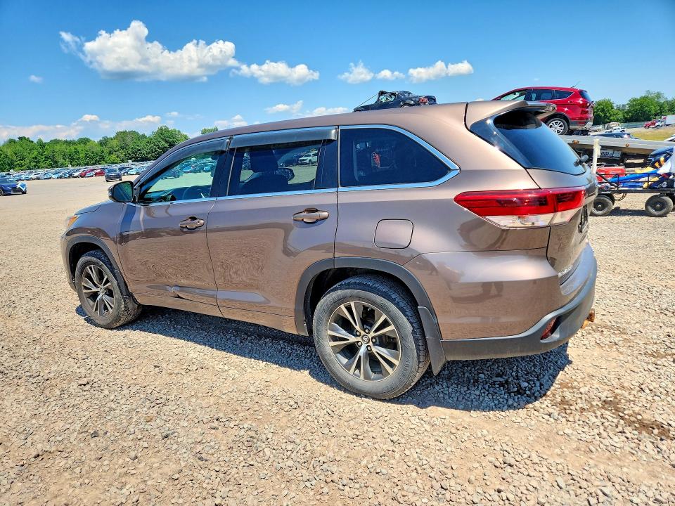 2018 Toyota Highlander VIN 5TDBZRFH4JS872177 COPART salvage auction — SIDE, NY - MV-907A SALVAGE CERTIFICATE, sold $7,000 on 2026-07-06 (photo 2)