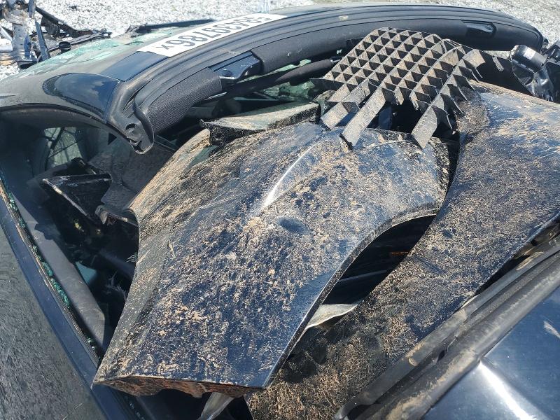 2025 Chevrolet Corvette stingray VIN 1G1YA2D48S5102654 COPART salvage auction — ALL OVER, SC - CERT OF TITLE-SALVAGE, sold $7,000 on 2026-08-26 (photo 8)