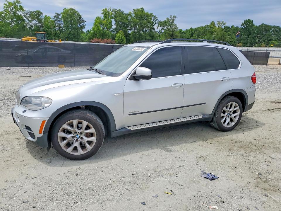 2013 BMW VIN 5UXZV4C5XD0G54258 COPART salvage auction — REAR END, Sc - Cert Of Title-Salvage, sold $2,300 on 2026-07-15 (photo 1)
