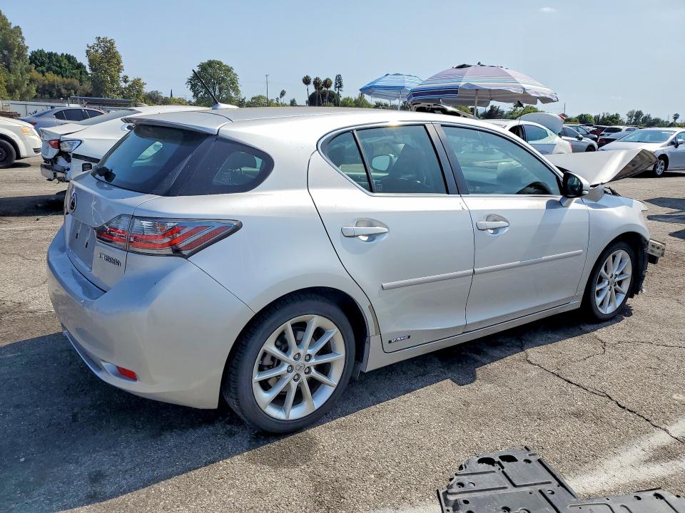 2011 Lexus Ct 200 VIN JTHKD5BH6B2005304 COPART salvage auction — FRONT END, CA - SALVAGE CERTIFICATE, sold $300 on 2026-07-28 (photo 3)