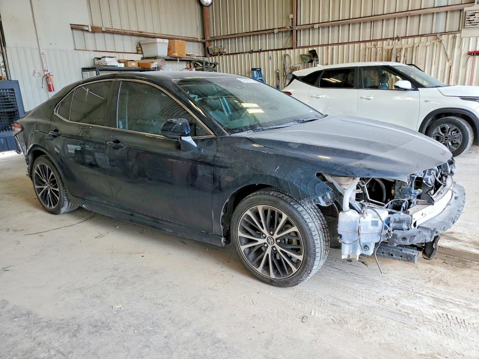 2018 Toyota Camry VIN 4T1B11HK0JU616689 COPART salvage auction — FRONT END, Salvage Title, sold $2,300 on 2026-07-24 (photo 4)