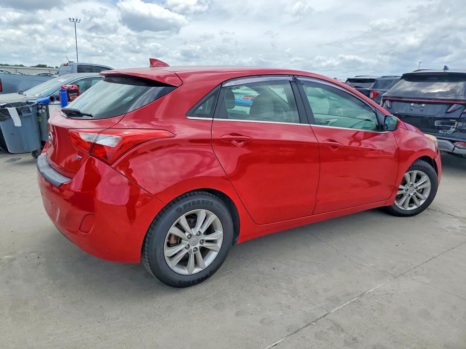 2013 Hyundai Elantra VIN KMHD35LE0DU111476 COPART salvage auction — WATER/FLOOD, TX - SALVAGE TITLE-FLOOD DAMAGE, sold $350 on 2026-07-02 (photo 3)
