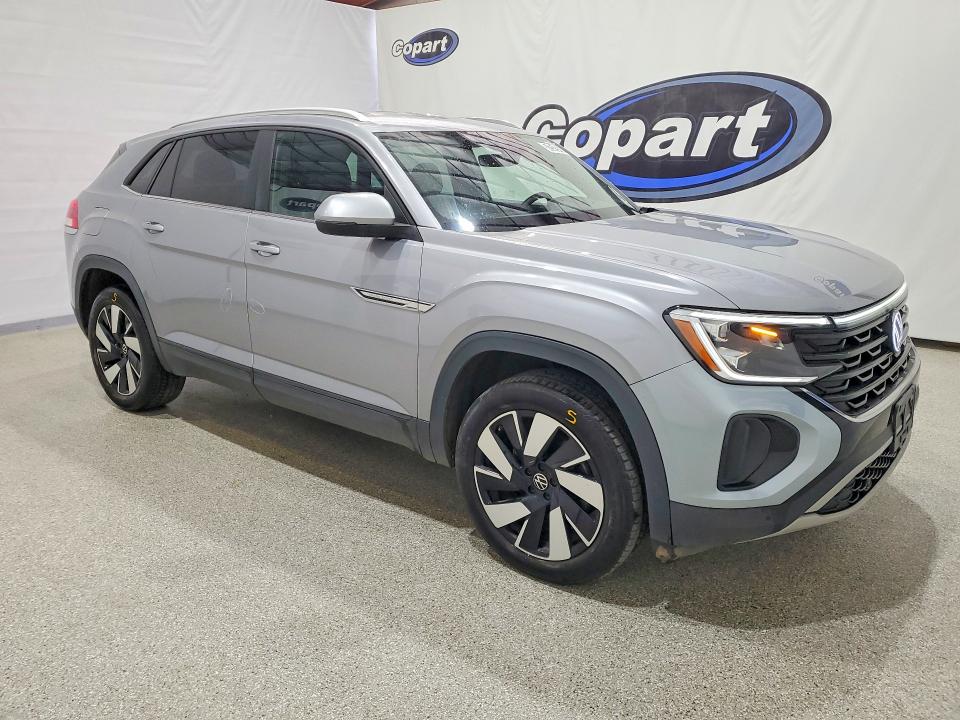 2024 Volkswagen Atlas cross sport VIN 1V2WE2CA1RC219068 COPART salvage auction — WATER/FLOOD, CA - SALVAGE CERTIFICATE, sold $2,400 on 2026-10-05 (photo 4)