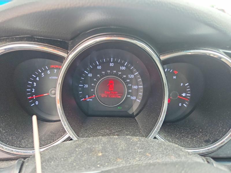 2012 Kia Optima VIN 5XXGN4A70CG084844 COPART salvage auction — SIDE, Tx - Cert Of Title-Rebuilt Salvage, sold $175 on 2026-07-09 (photo 9)