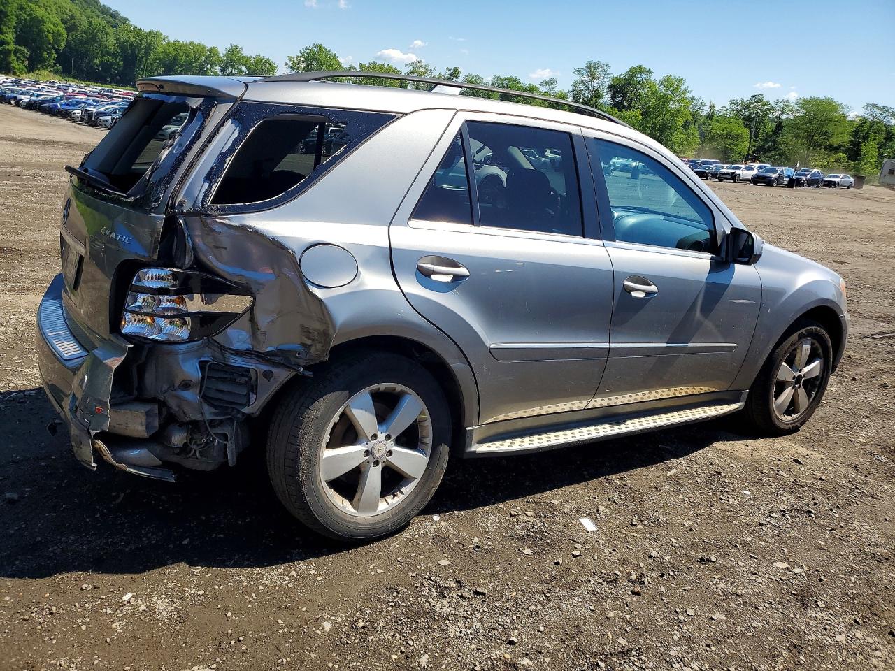 2010 Mercedes-Benz ML-Class VIN 4JGBB8GB9AA569638 COPART salvage auction — Rear End, OH - CERTIFICATE OF TITLE, sold $625 on 2026-06-30 (photo 3)