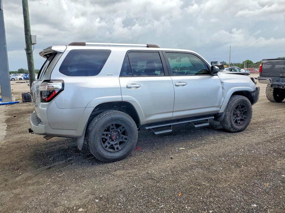 2019 Toyota 4runner VIN JTEBU5JR2K5691878 COPART salvage auction — FRONT END, Fl - Certificate Of Destruction, sold $7,700 on 2026-07-14 (photo 3)