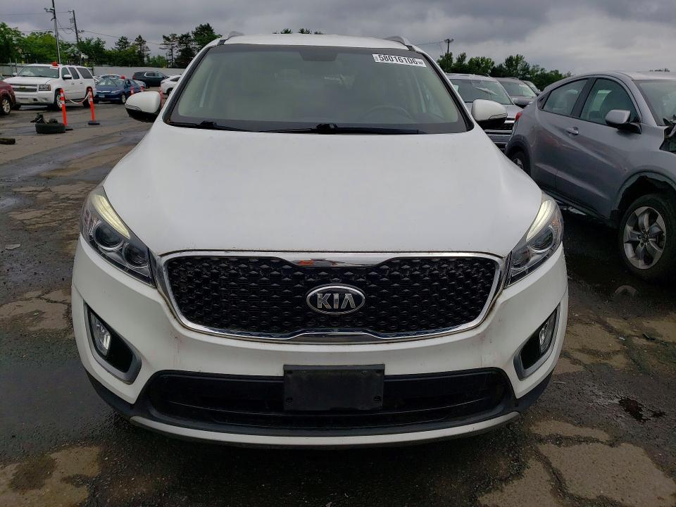 2018 Kia Sorento VIN 5XYPHDA53JG417567 COPART salvage auction — MINOR DENT/SCRATCHES, Ct - Certificate Of Title, sold $2,600 on 2026-07-07 (photo 5)
