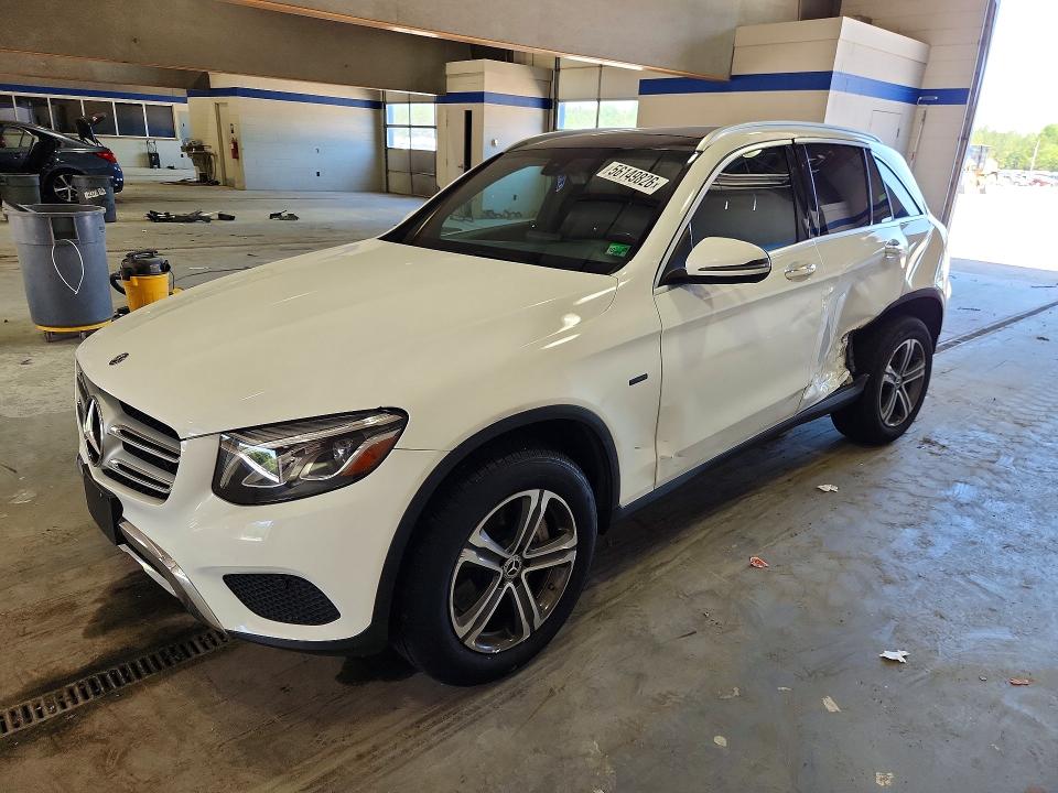 2019 Mercedes-benz Glc VIN WDC0G5EB2KF529303 COPART salvage auction — SIDE, Va - Cert Of Title - Salvage, sold $10,200 on 2026-07-02 (photo 1)