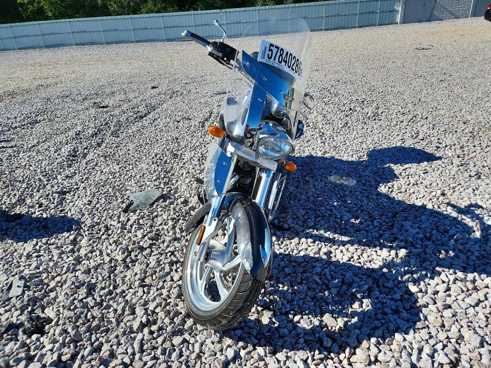2009 Victory motorcycles Kingpin VIN 5VPCD26D393004449 COPART salvage auction — SIDE, Wi - Junked Vehicle Bill Of Sale, sold $525 on 2026-07-13 (photo 2)