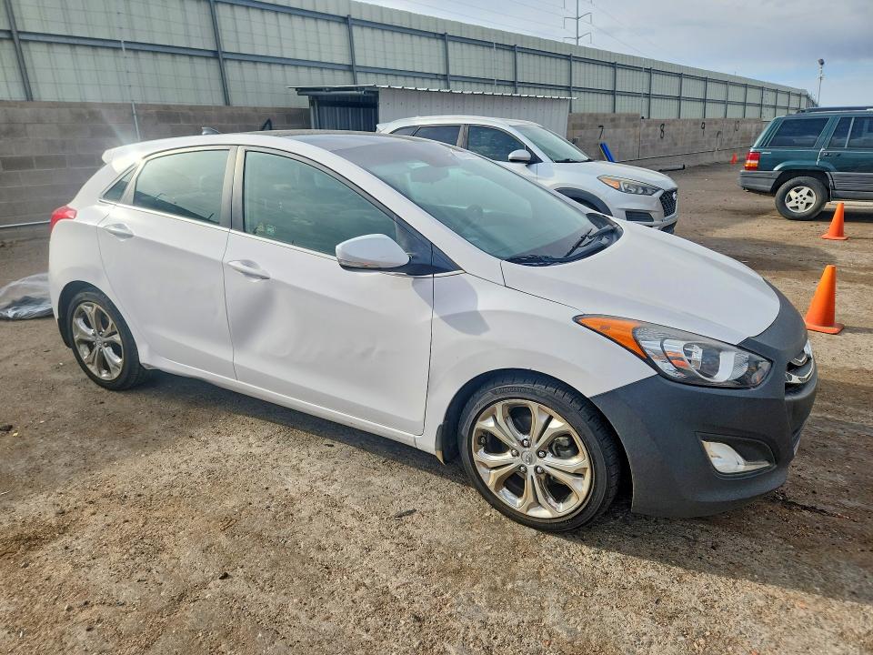 2013 Hyundai Elantra VIN KMHD35LE5DU037746 COPART salvage auction — VANDALISM, Nm - Cert Of Title-Salvage, sold $2,350 on 2026-07-13 (photo 4)