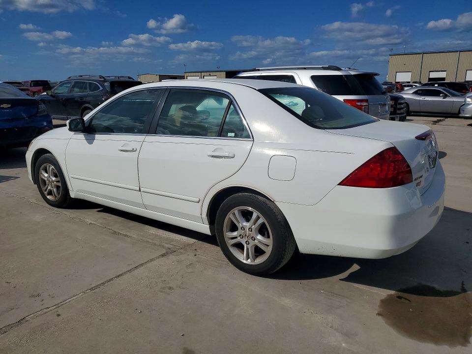 2007 Honda Accord VIN 1HGCM56717A164396 COPART salvage auction — HAIL, Tx - Certificate Of Title, sold $1,050 on 2026-07-09 (photo 2)