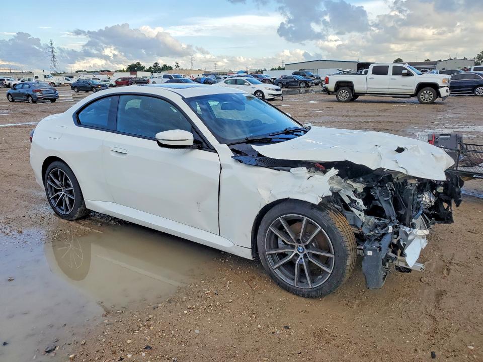 2026 BMW 2er VIN 3MW33CM02T8G28665 COPART salvage auction — FRONT END, Fl - Cert Of Title Slvg Rebuildable, sold $9,700 on 2026-07-28 (photo 4)