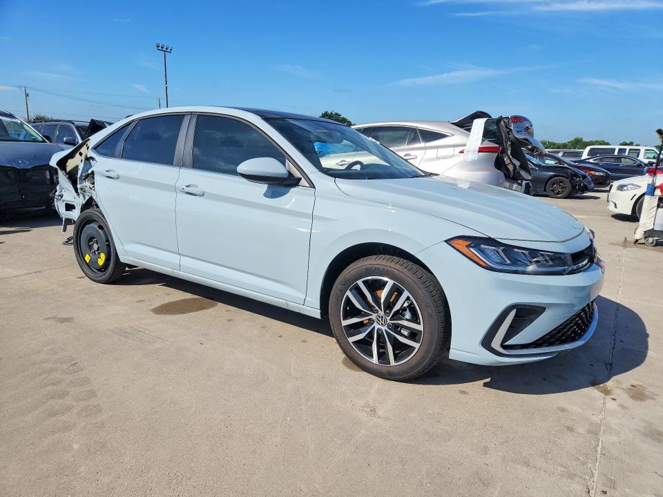 2025 Volkswagen Jetta VIN 3VW7X7BU9SM109041 COPART salvage auction — REAR END, Tx - Salvage Vehicle Title, sold $10,500 on 2026-07-20 (photo 4)