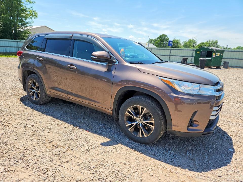 2018 Toyota Highlander VIN 5TDBZRFH4JS872177 COPART salvage auction — SIDE, NY - MV-907A SALVAGE CERTIFICATE, sold $7,000 on 2026-07-06 (photo 4)