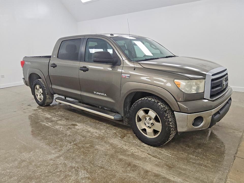 2011 Toyota Tundra VIN 5TFEY5F12BX108738 COPART salvage auction — MINOR DENT/SCRATCHES, GA - CERTIFICATE OF TITLE, sold $2,050 on 2026-07-23 (photo 4)