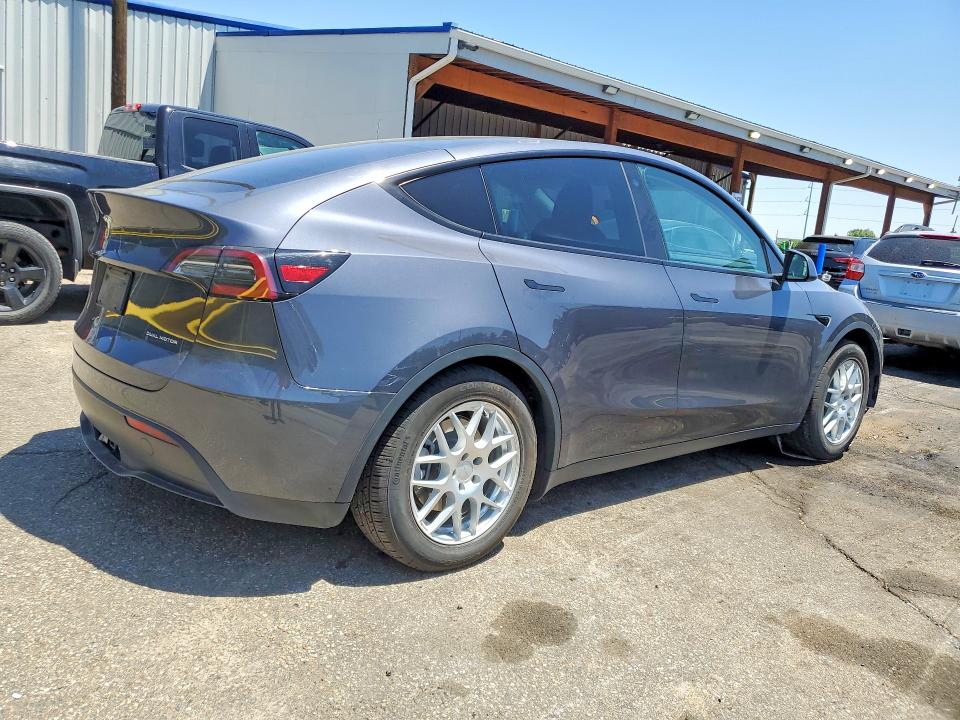 2023 Tesla Model y VIN 7SAYGAEE4PF595636 COPART salvage auction — FRONT END, Co - Public - Salvage Title, sold $300 on 2026-07-30 (photo 3)