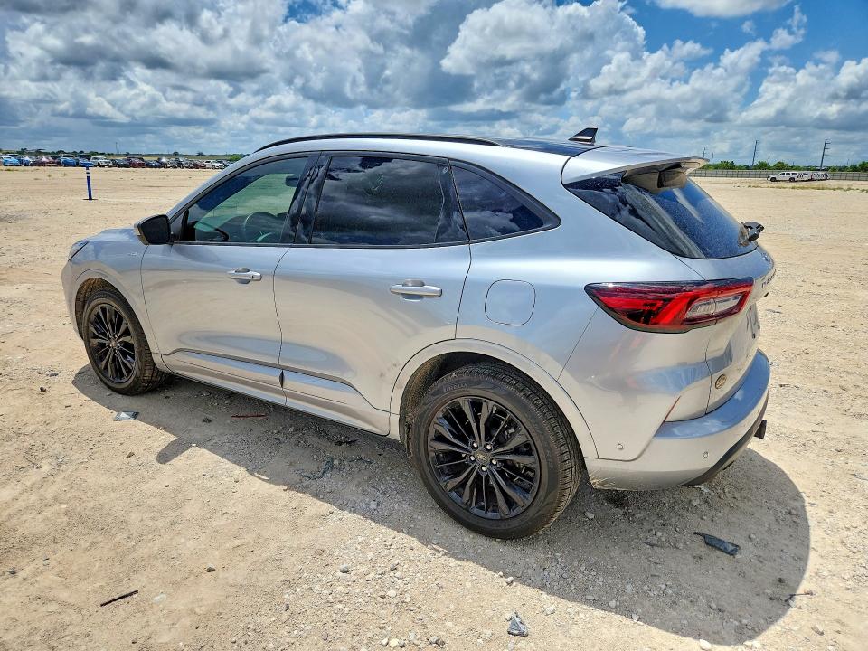 2023 Ford Escape VIN 1FMCU9PA7PUB10983 COPART salvage auction — REAR END, Tx - Salvage Vehicle Title, sold $150 on 2026-07-30 (photo 2)