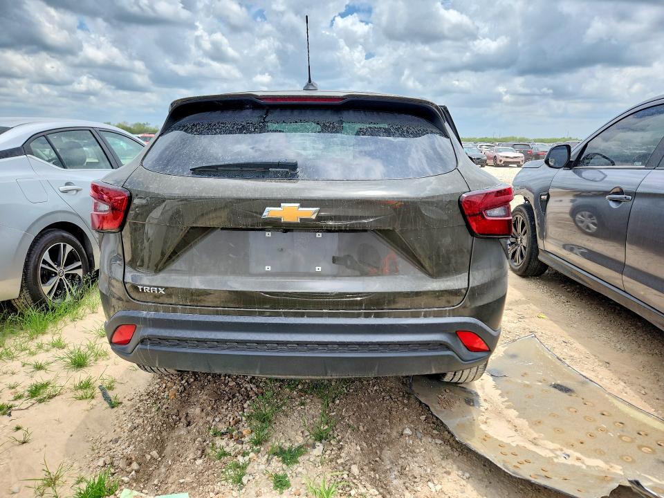 2024 Chevrolet Trax VIN KL77LFE20RC212635 COPART salvage auction — SIDE, Tx - Salvage Vehicle Title, sold $4,650 on 2026-07-07 (photo 6)