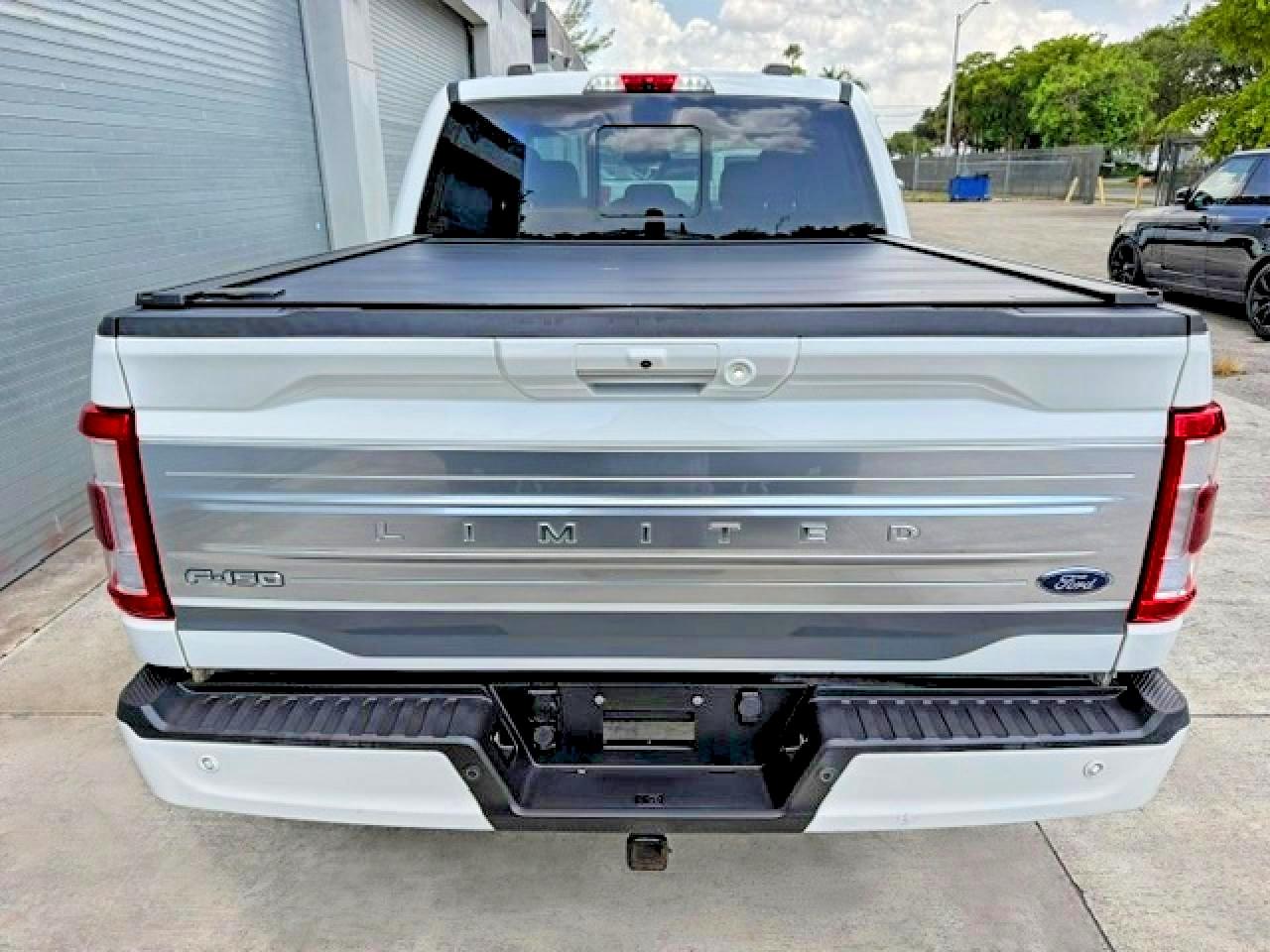2021 Ford F-150 Lightning VIN 1FTFW1ED9MFB46636 COPART salvage auction — Vandalized, FL - CERT OF TITLE SLVG REBUILDABLE (P), sold $27,500 on 2026-07-10 (photo 6)